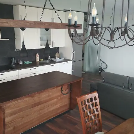 Apartment Luxury With Stunning View Of Right By Woods *
